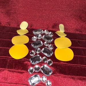 6/$20 Yellow Earrings